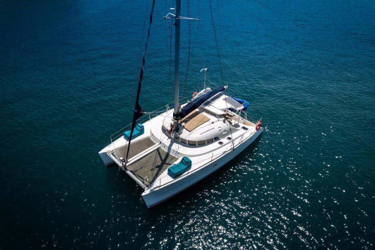 Lagoon 410 Catamaran